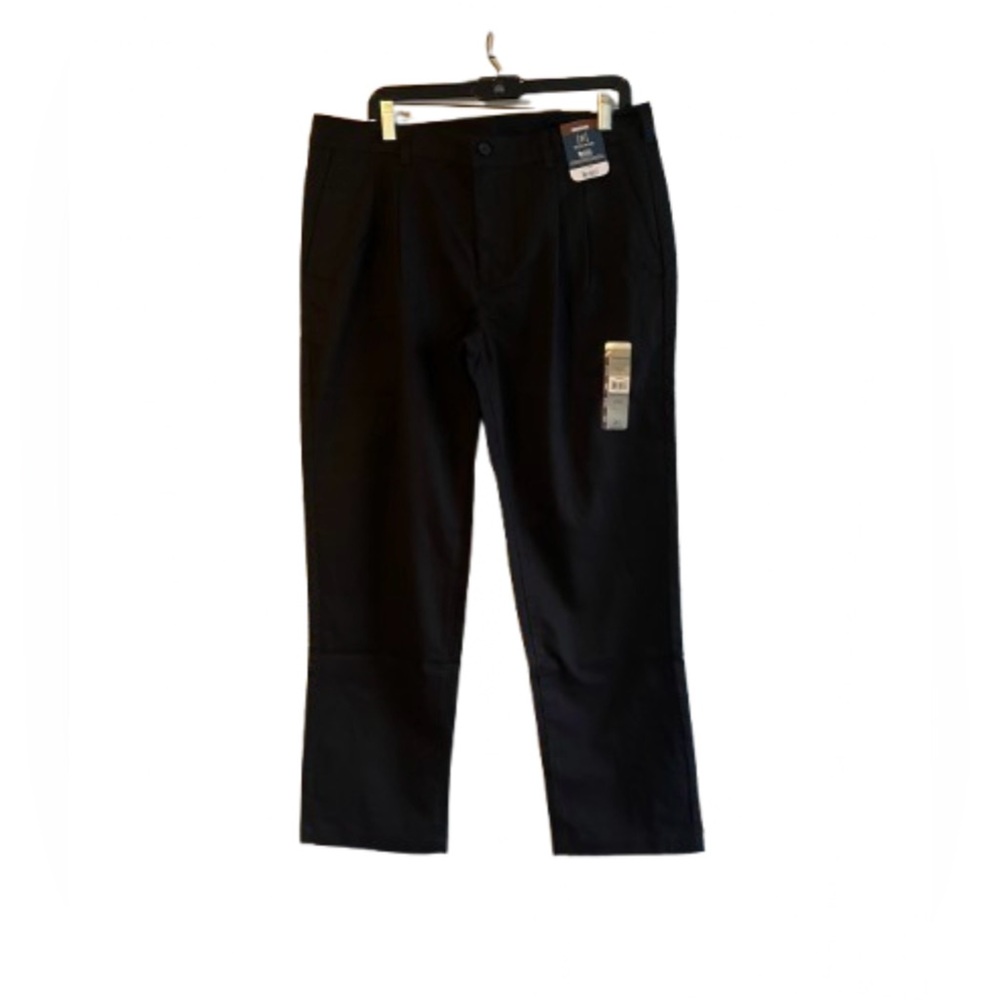 Men’s classic khaki straight leg pants, 2 pairs.